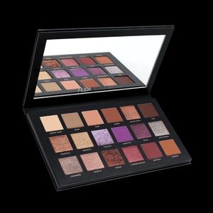HUDA BEAUTY Desear Dusk Eye Palette